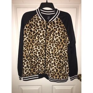 Rue21 Cheetah Print & Black Bomber Jacket size M